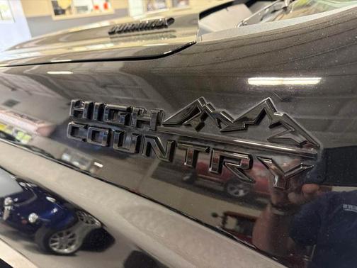 Black 2025 Chevrolet Silverado 1500 High Country