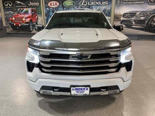 2023 Chevrolet Silverado 1500 High Country