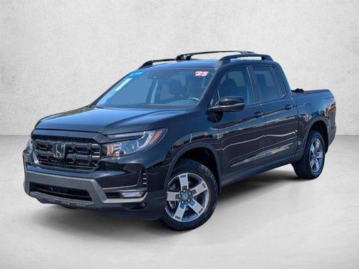 Crystal Black Pearl 2025 Honda Ridgeline RTL