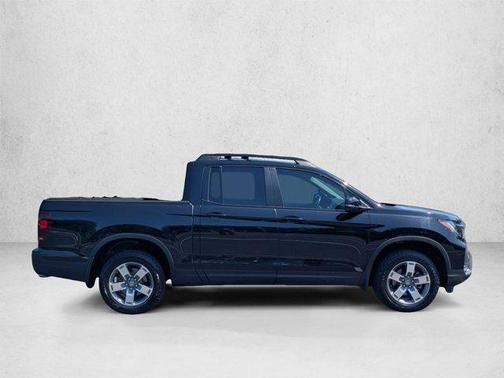 Crystal Black Pearl 2025 Honda Ridgeline RTL