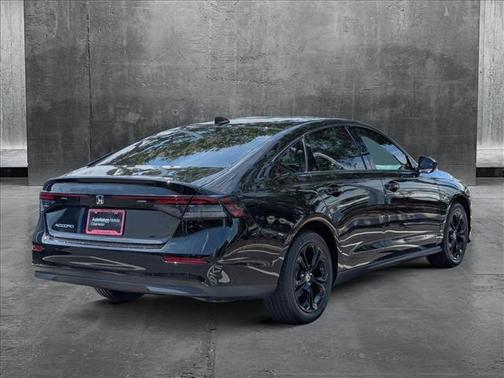 2025 Honda Accord Sport SE 1.5T