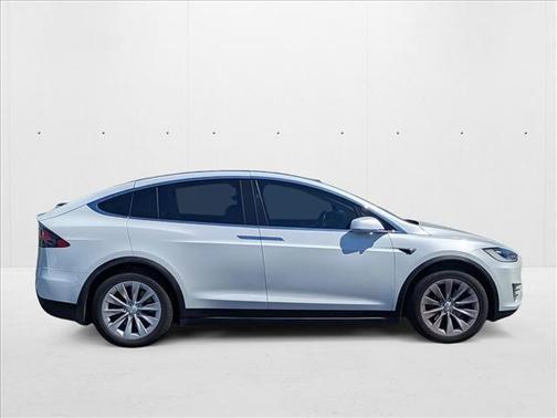 2018 Tesla Model X 75D