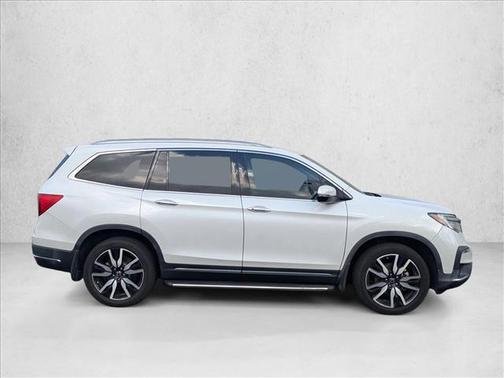 2021 Honda Pilot Touring 8-Passenger