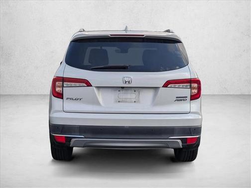 2021 Honda Pilot Touring 8-Passenger