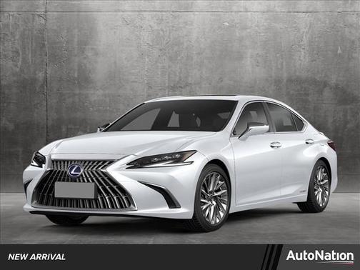 2022 Lexus ES 300h F SPORT