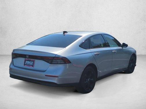 Solar Silver Metallic 2025 Honda Accord SE