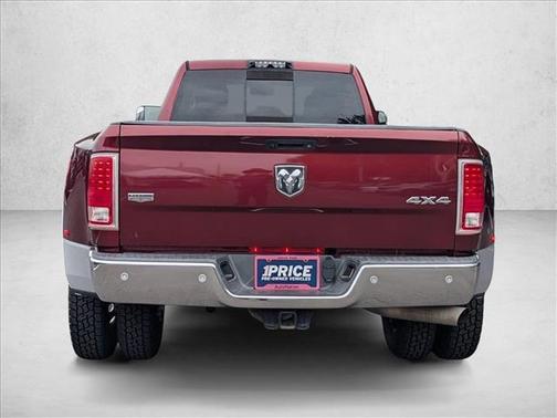 2017 RAM 3500 Laramie Crew Cab 4x4 8' Box