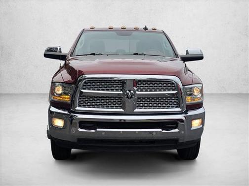 2017 RAM 3500 Laramie Crew Cab 4x4 8' Box