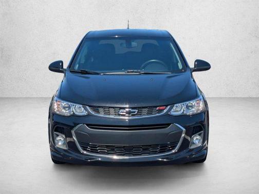 Mosaic Black Metallic 2020 Chevrolet Sonic FWD Hatchback LT 5-Door