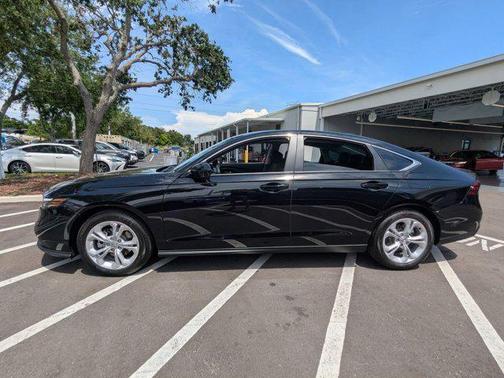 2025 Honda Accord LX 1.5T