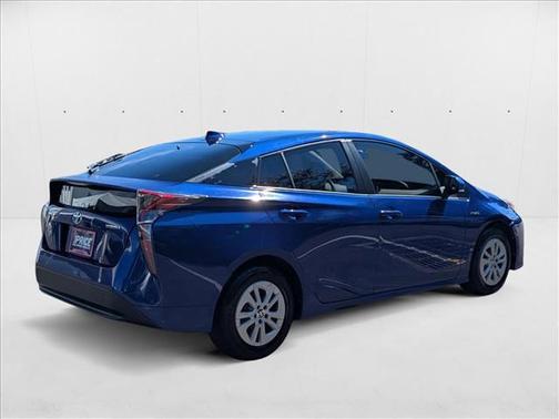 2016 Toyota Prius Two