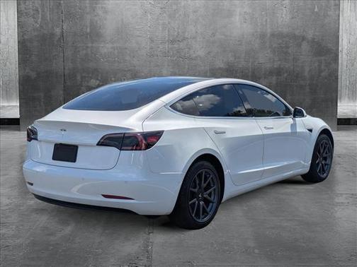 2019 Tesla Model 3 Standard Range Plus