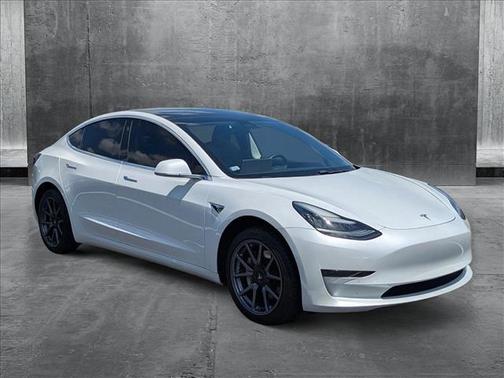 2019 Tesla Model 3 Standard Range Plus