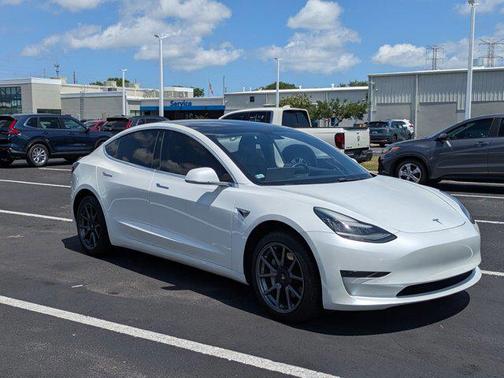 2019 Tesla Model 3 Standard Range Plus
