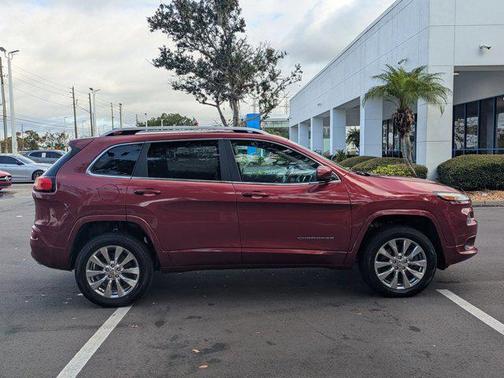 2016 Jeep Cherokee Overland