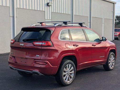 2016 Jeep Cherokee Overland