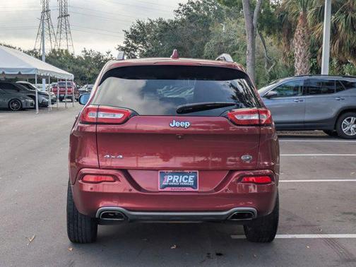2016 Jeep Cherokee Overland