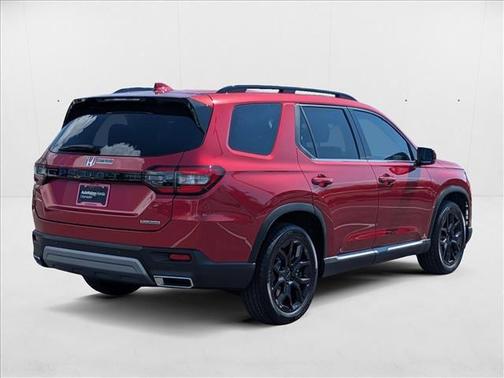 2025 Honda Pilot Touring 8-Passenger