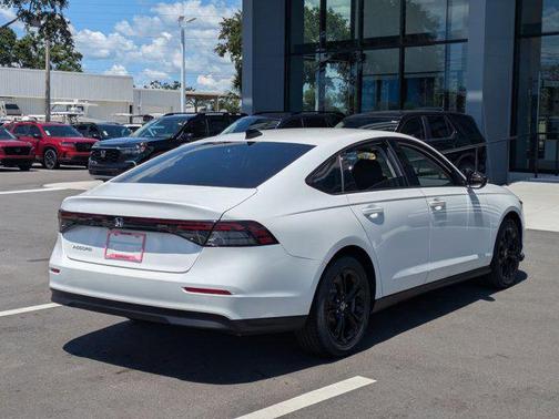 2025 Honda Accord Sport SE 1.5T