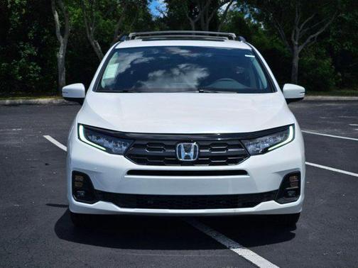 Platinum White Pearl 2026 Honda Odyssey EX-L
