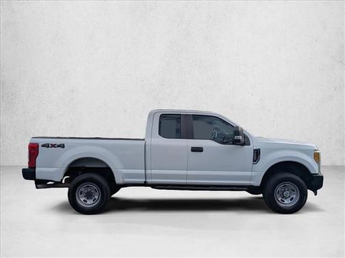 Oxford White 2017 Ford F-250 XL