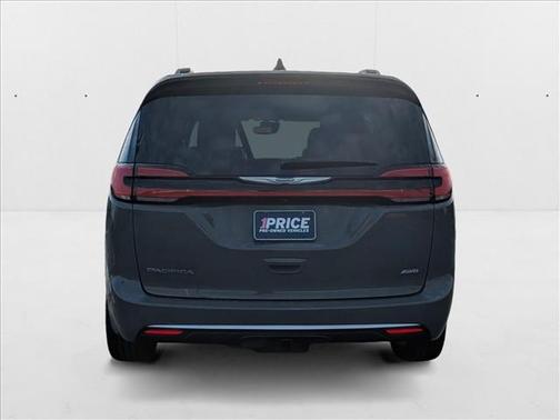 2022 Chrysler Pacifica L