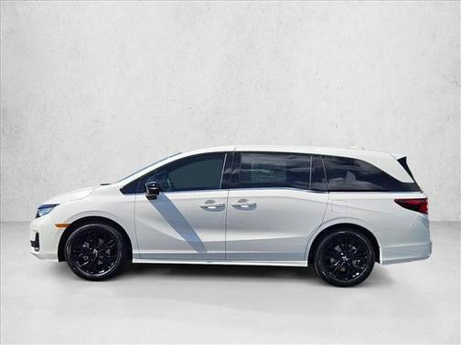 Platinum White Pearl 2026 Honda Odyssey Sport-L