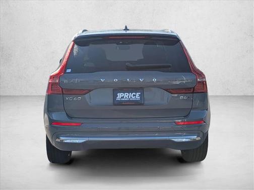 2022 Volvo XC60 B6 Inscription