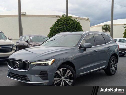 2022 Volvo XC60 B6 Inscription