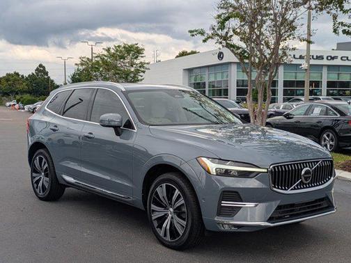 2022 Volvo XC60 B6 Inscription