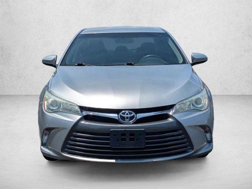 Celestial Silver Metallic 2017 Toyota Camry LE