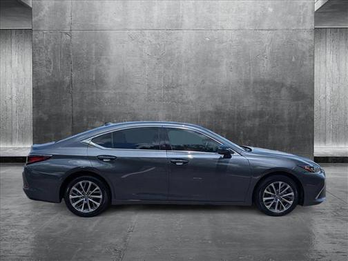 2023 Lexus ES 350 Base