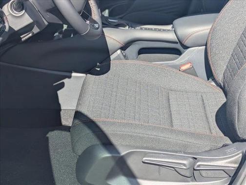 Platinum White Pearl 2026 Honda HR-V 2WD Sport