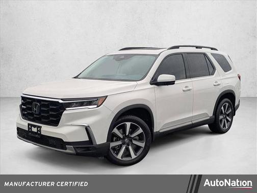 Platinum White Pearl 2023 Honda Pilot AWD Elite