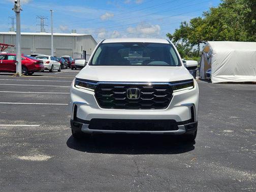 Platinum White Pearl 2025 Honda Pilot EX-L