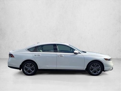 Platinum White Pearl 2023 Honda Accord EX