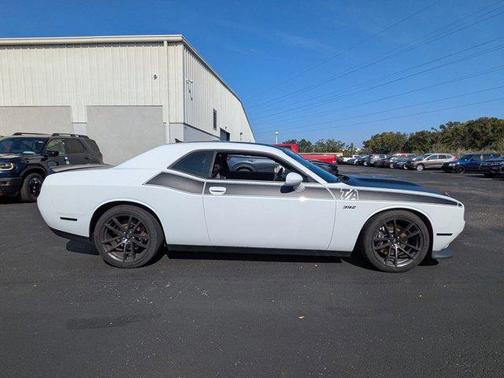 2022 Dodge Challenger R/T Scat Pack