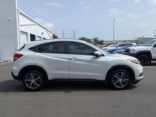 2022 Honda HR-V EX