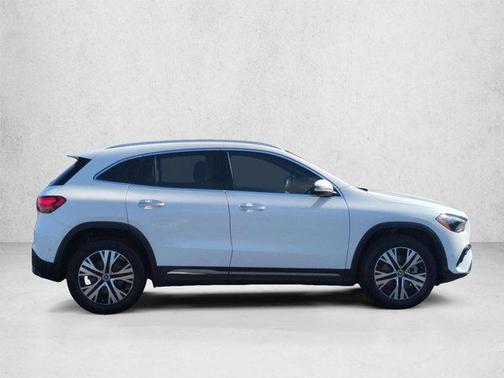 Polar White 2025 Mercedes-Benz GLA 250 4MATIC