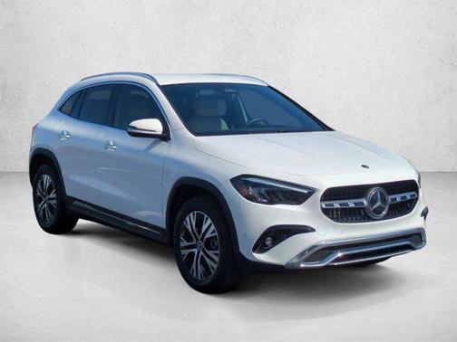 Polar White 2025 Mercedes-Benz GLA 250 4MATIC