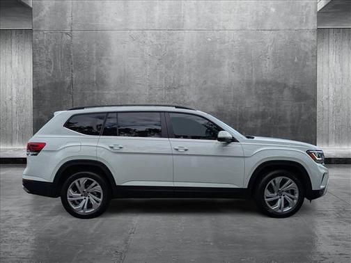 2023 Volkswagen Atlas 3.6L SE w/Technology