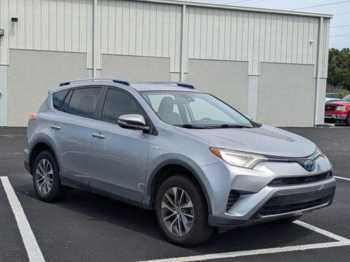 2018 Toyota RAV4 Hybrid LE