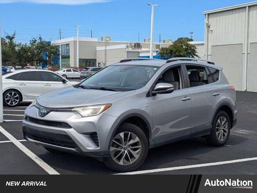 2018 Toyota RAV4 Hybrid LE
