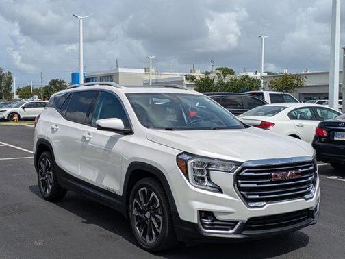 2022 GMC Terrain SLT