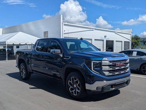 2023 GMC Sierra 1500 SLE