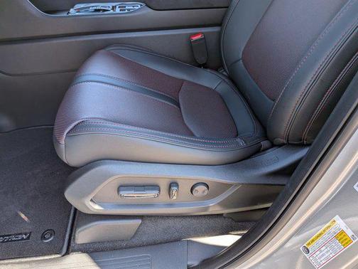 Solar Silver Metallic 2026 Honda Pilot Black Edition