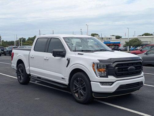Oxford White 2023 Ford F-150 XLT