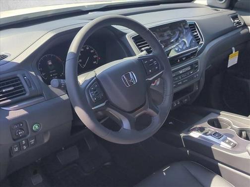 Platinum White Pearl 2026 Honda Ridgeline RTL