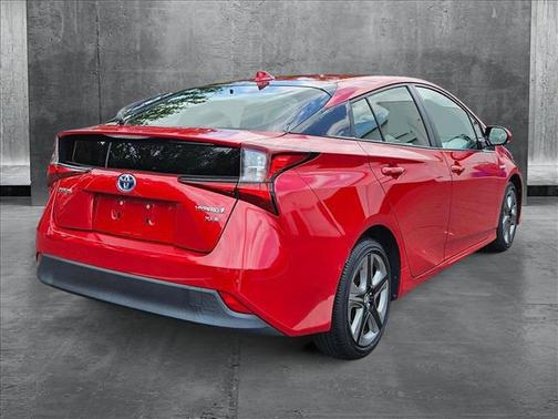 2019 Toyota Prius XLE