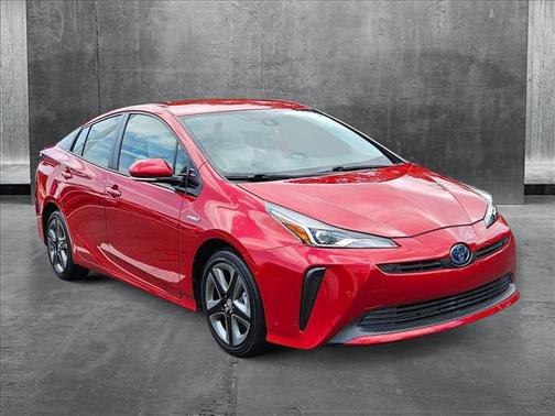 2019 Toyota Prius XLE